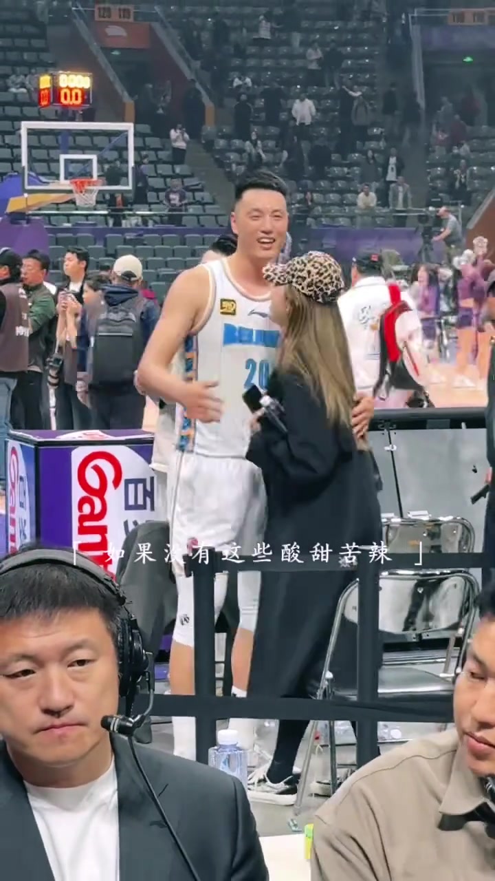 翟晓川晒视频：生活是一个磨练的过程 明天会更好